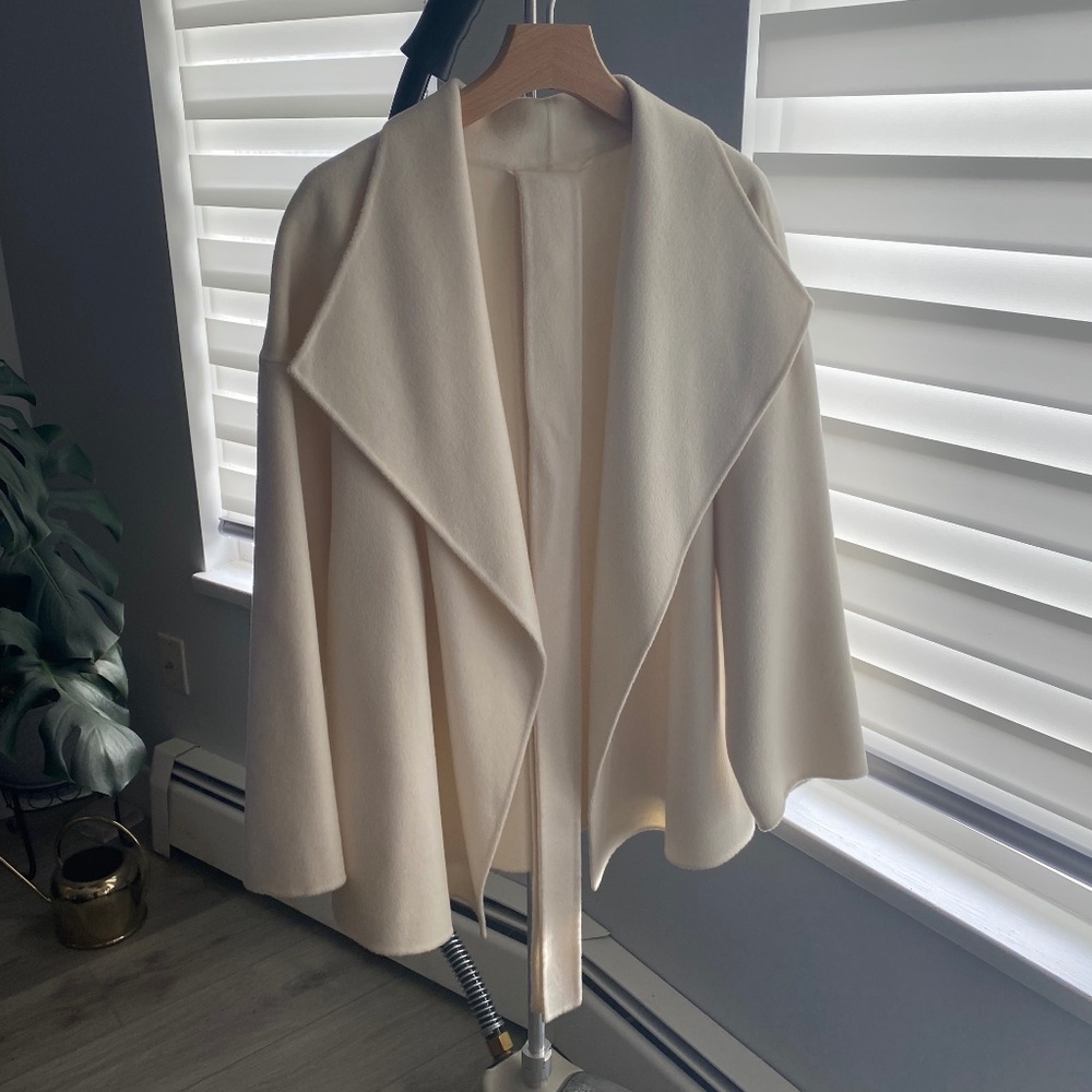 Elegant Cream Women's Jacket